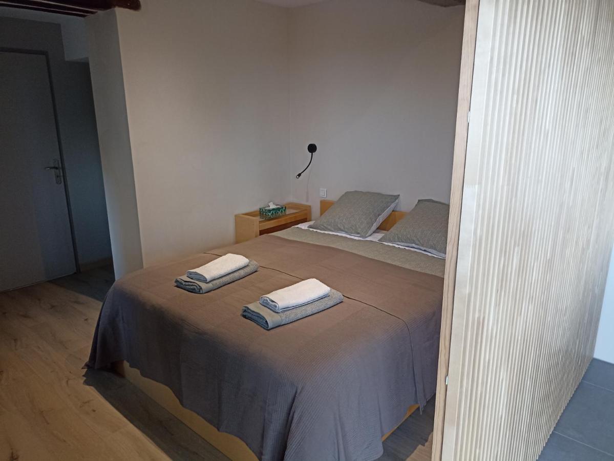 Pigeonnier De Sabaillan Bed & Breakfast Castelnau-d'Arbieu Bagian luar foto